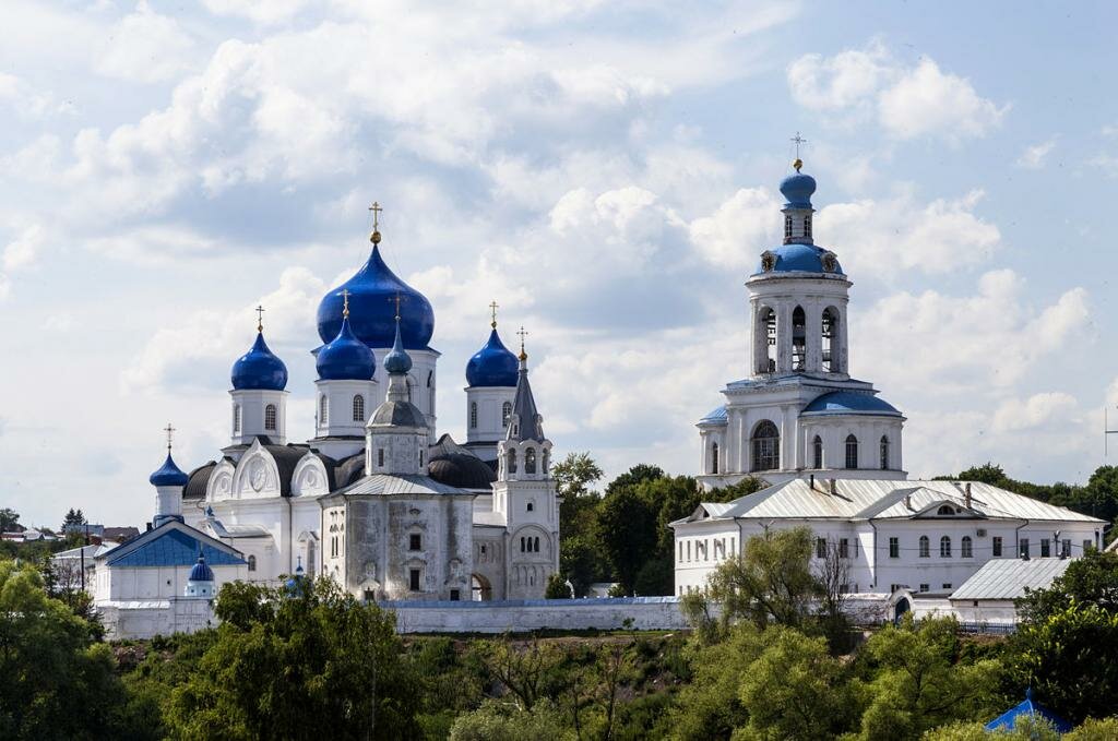Монастырь в Боголюбово (Владимирская область)