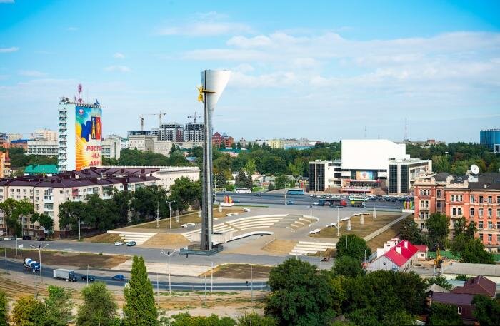 Театральная площадь Ростова-на-Дону - достопримечательность города