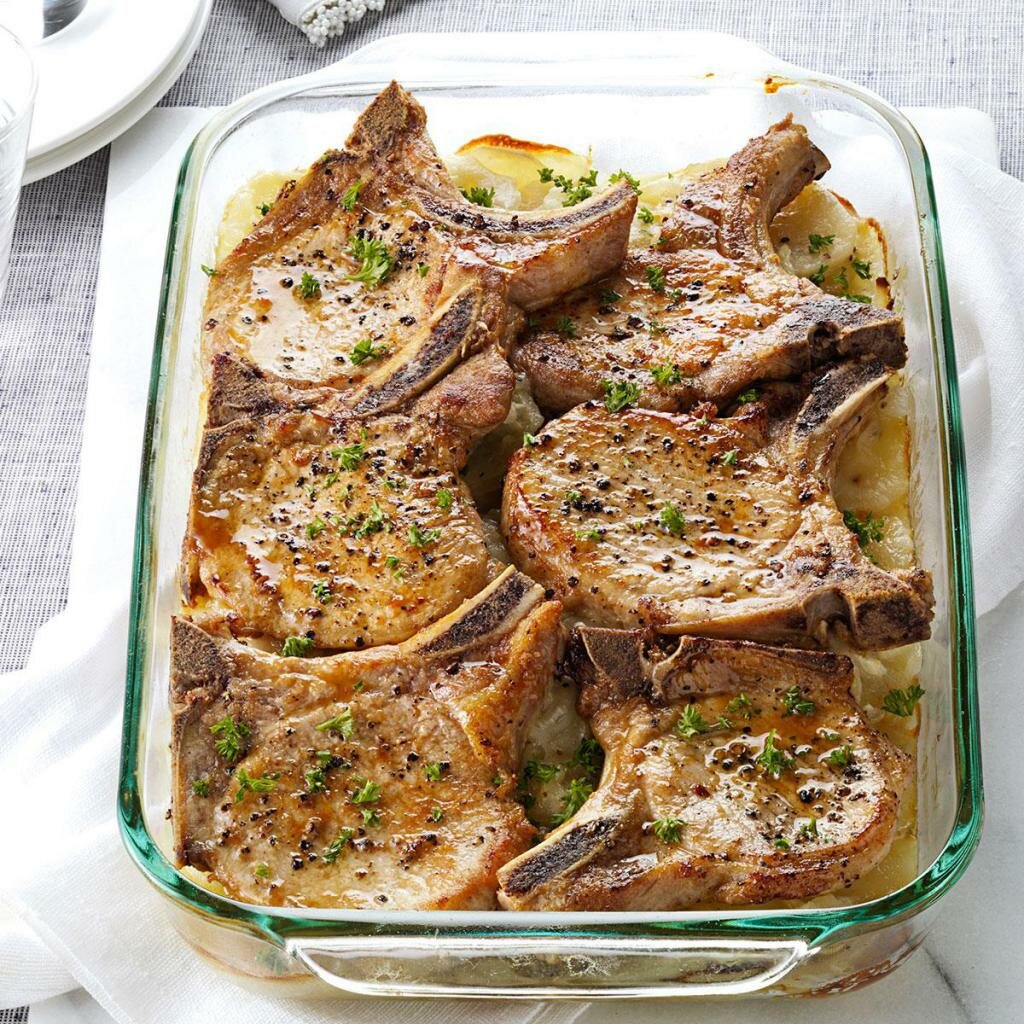 Вкусная запеченная свинина: калорийность и рецепты