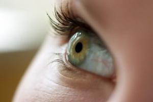 Поражается роговица глаза при недостатке витамина thumbnail